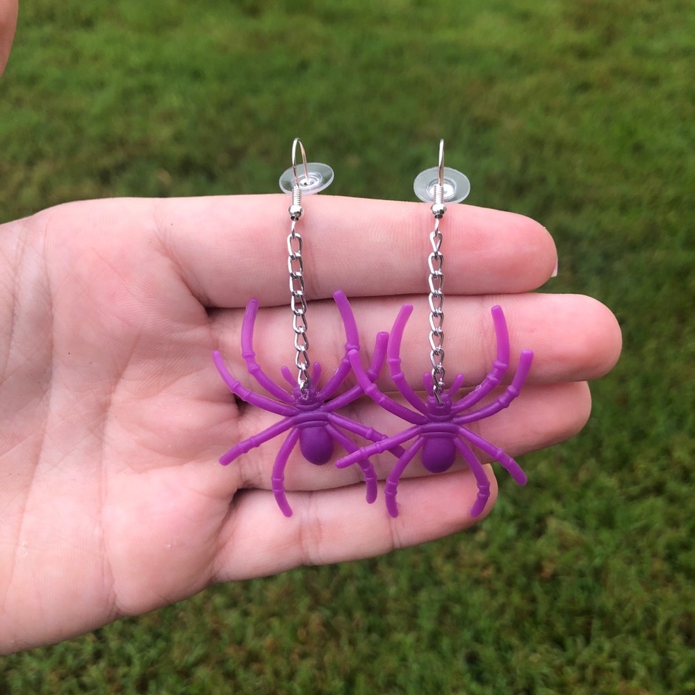 spider earrings